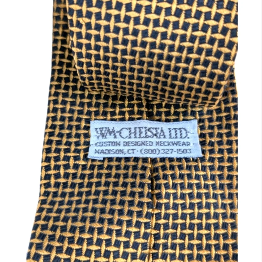 Wm Chelsea Ltd bundle save